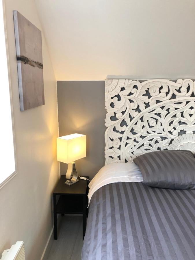 Maison Quatre Freres Louviers Extérieur photo